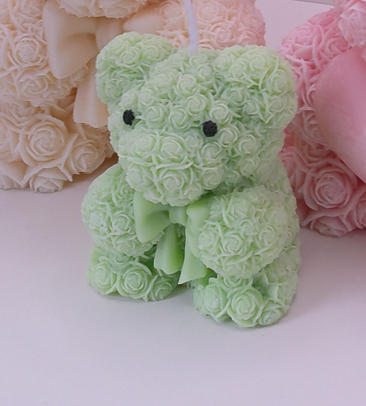 Mini Rose Bear Candle – Natural Soy Pillar Wax, Clean-Burning Gift Candle