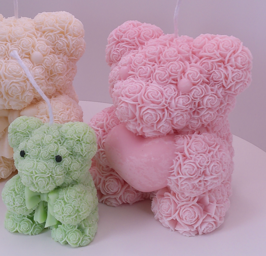 Rose Bear Candle Large (custom order)β 10 oz Pillar | Personalized Color & Fragranc