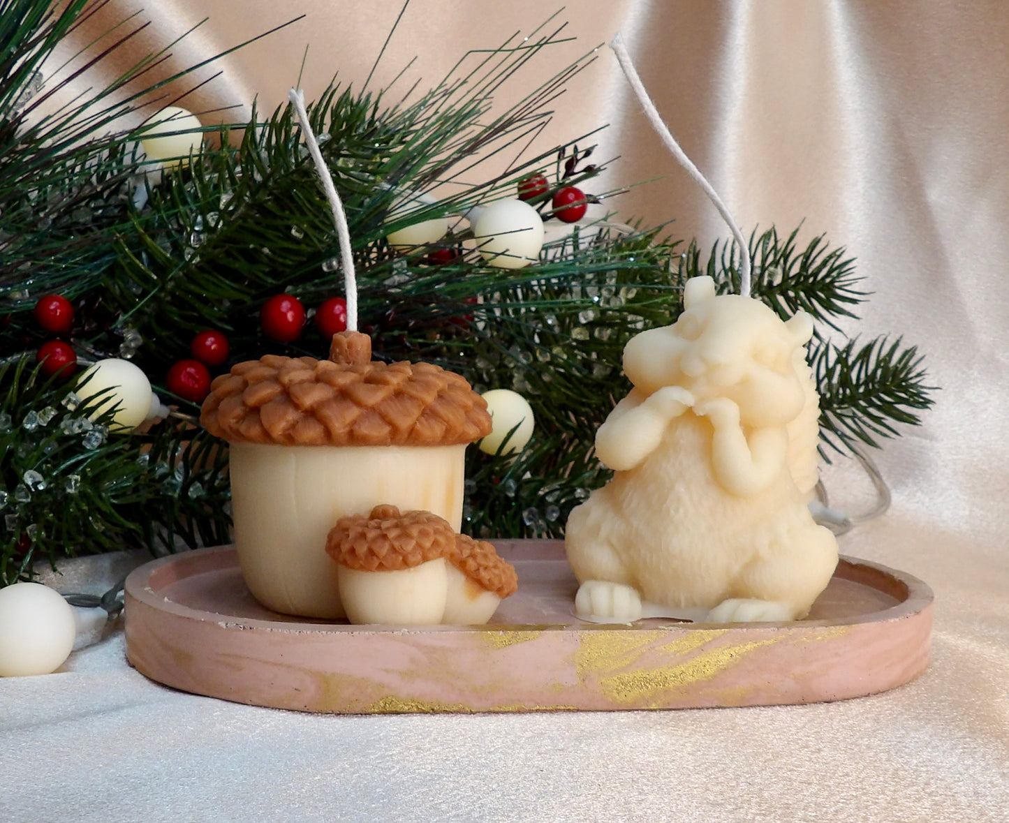 Nutty & Nice – Squirrel & Acorn Decorative Holiday Candle Set