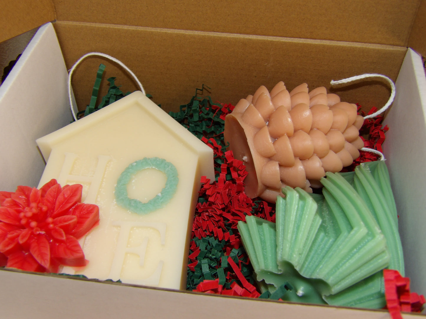 Cozy Winter Home Candle Set – 4-Piece Holiday Collection | Decorative Holiday Candles