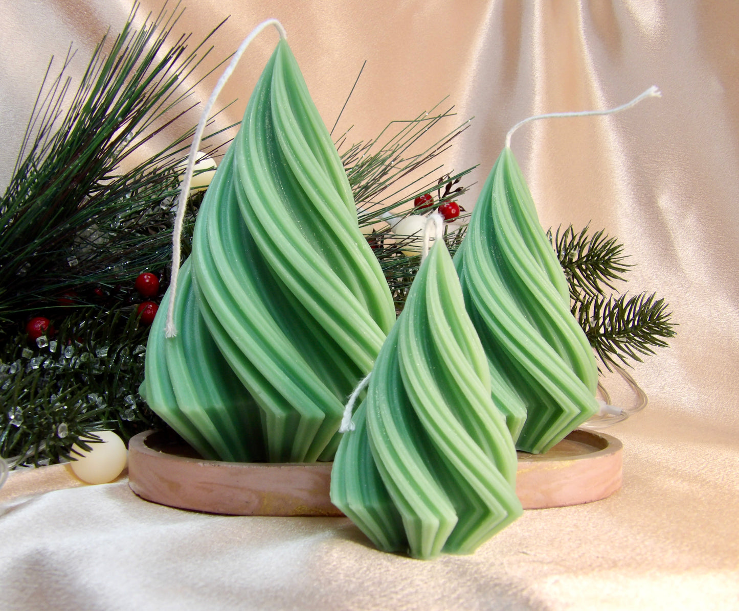 Frosted Trees – Swirled Christmas Tree Candle Set