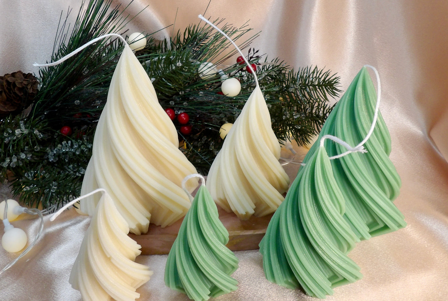 Frosted Trees – Swirled Christmas Tree Candle Set