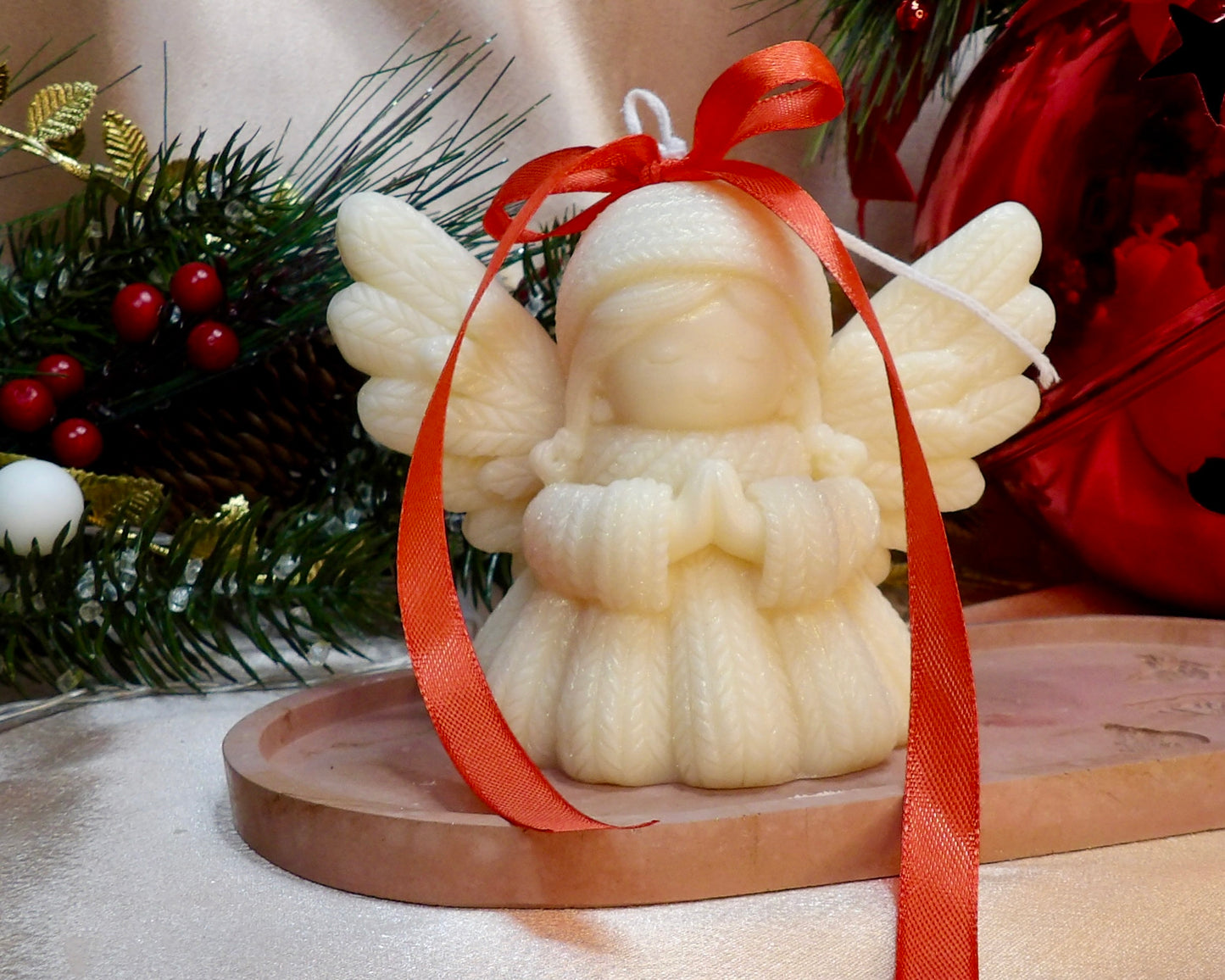 Noelle Angel – Holiday Decorative Candle Collection