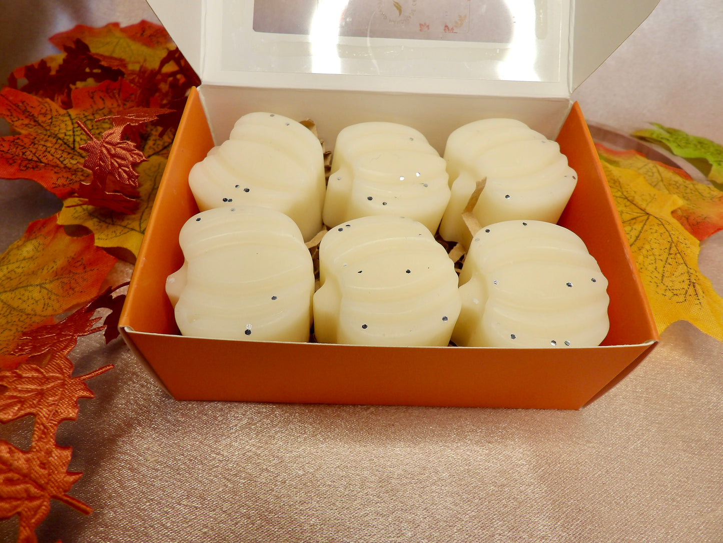 Mini Pumpkin Wax Melts - Fall Collection Hand-Poured Natural  Soy /Coconut Wax Clean Burning Fragrance Oils for Cozy Autumn Vibes