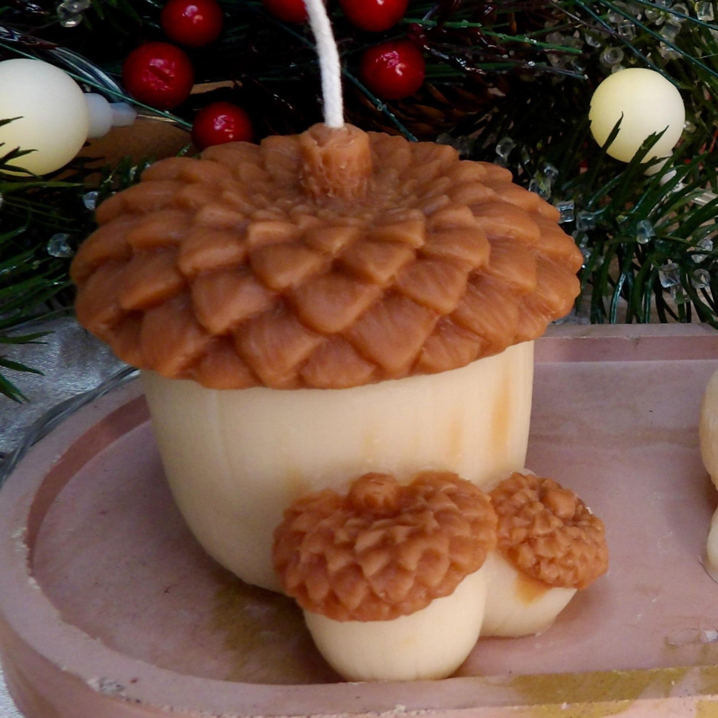 Nutty & Nice – Squirrel & Acorn Decorative Holiday Candle Set