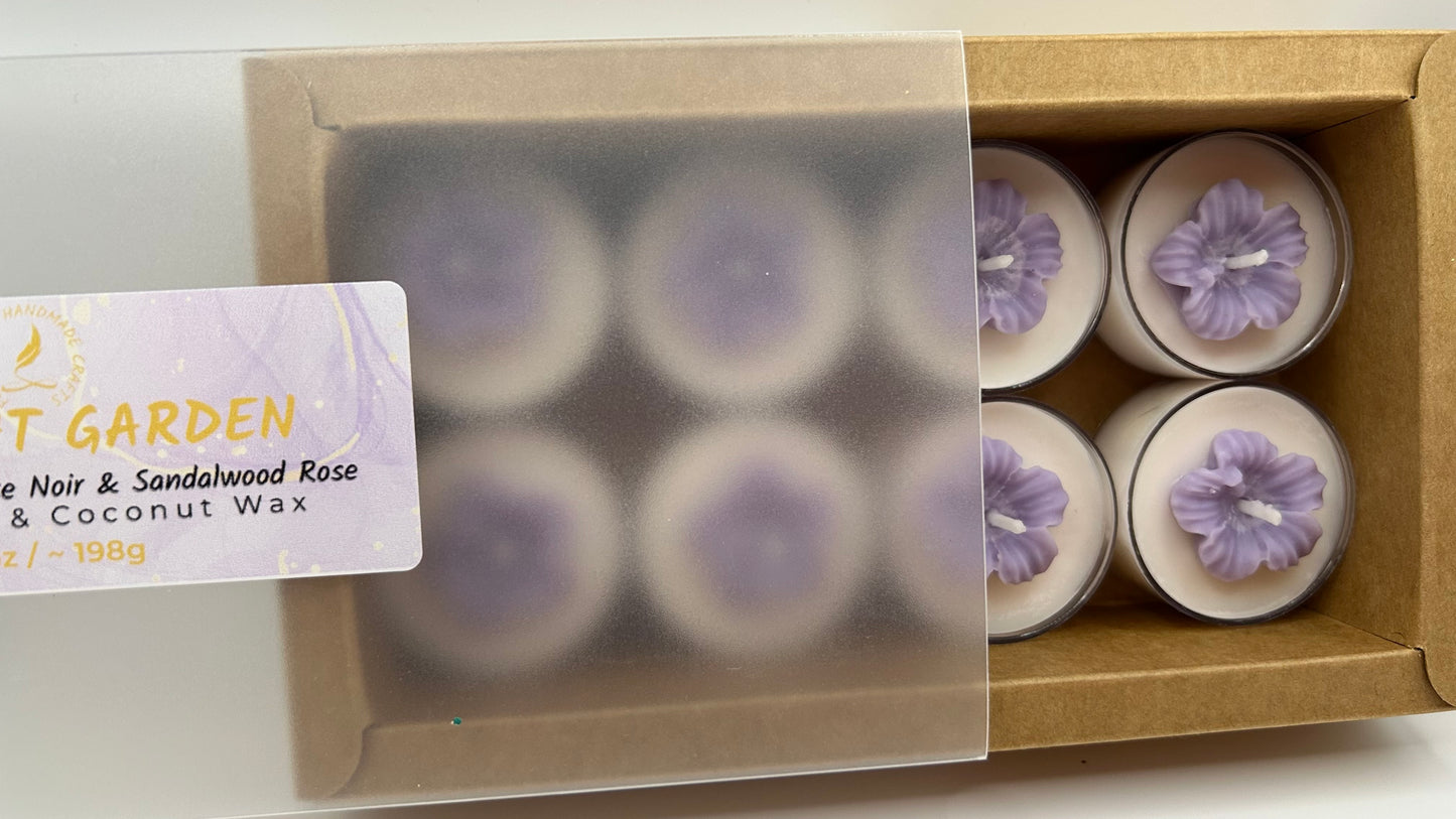 Tealight Set Featherand Signature  – 8 Pack Natural Soy Wax  · Delicate Floral Accents